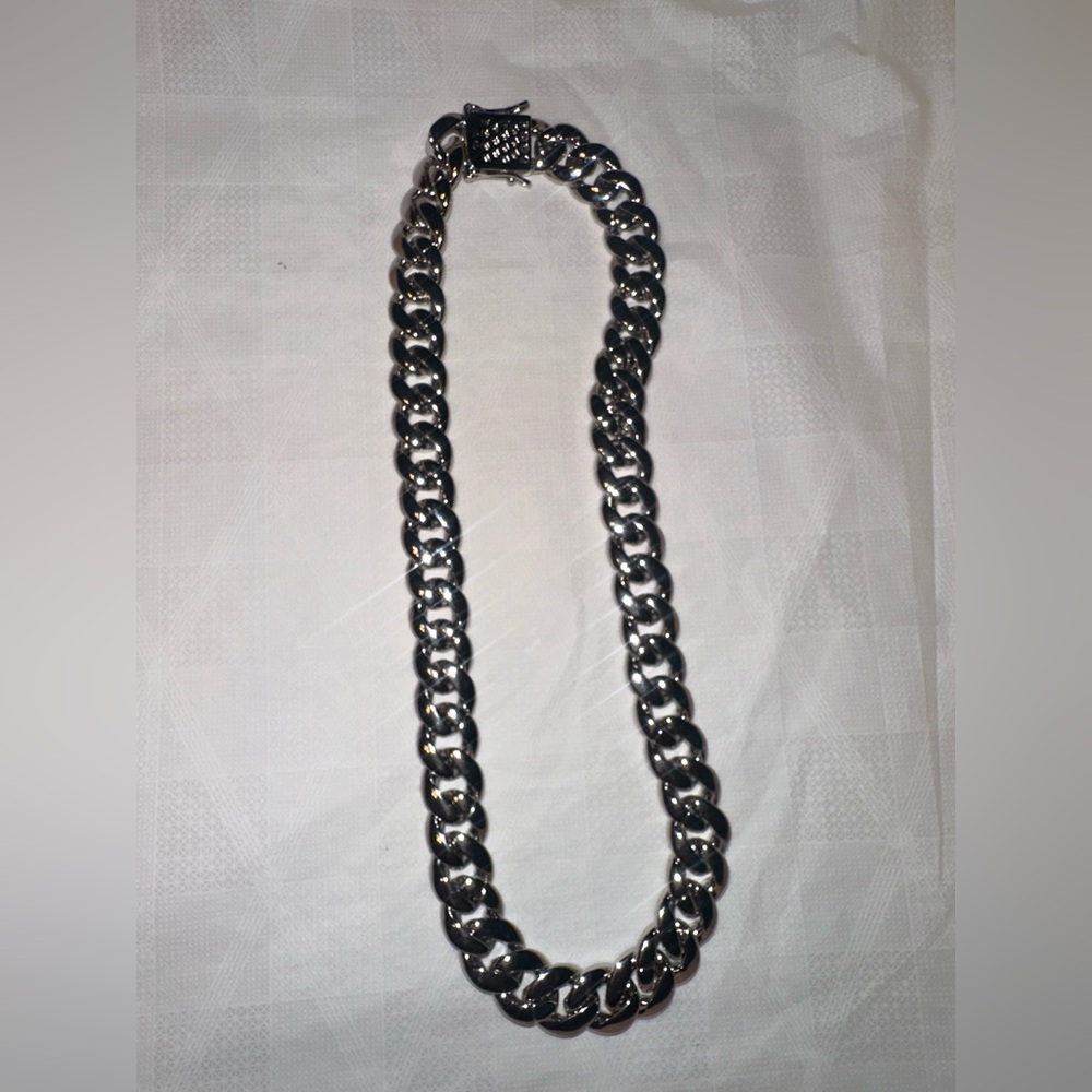 Cuban Bling Chain - Picture 4 of 11
